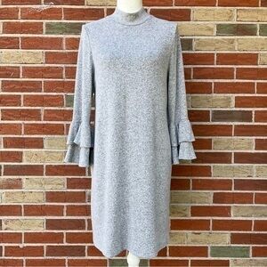 White House Black Market Mock Turtleneck Gray White Long Bell Sleeve Dress 👗